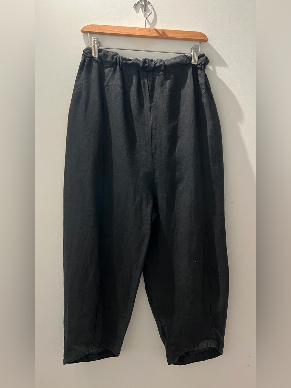 SOLD Jen Kahn Tokyo Linen Cropped Balloon Pants | Sculptural Barrel Leg | - Picture 6 of 7